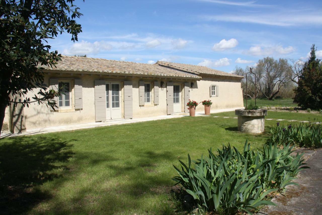 Vila Le Cafe & La Forge Du Petit Badon Salin-de-Giraud Exteriér fotografie